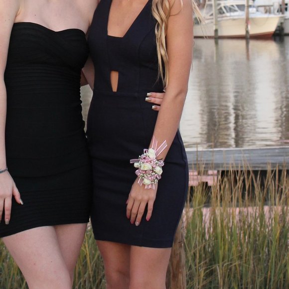 ASTR The Label Navy Blue Cocktail Dress XS Semi-formal Homecoming - Picture 10 of 10